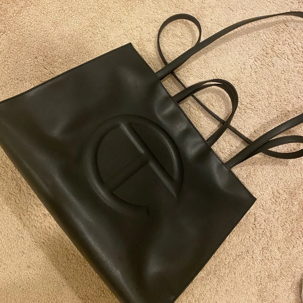 🔥🖤🔥LARGE BLACK TELFAR Shopping Bag